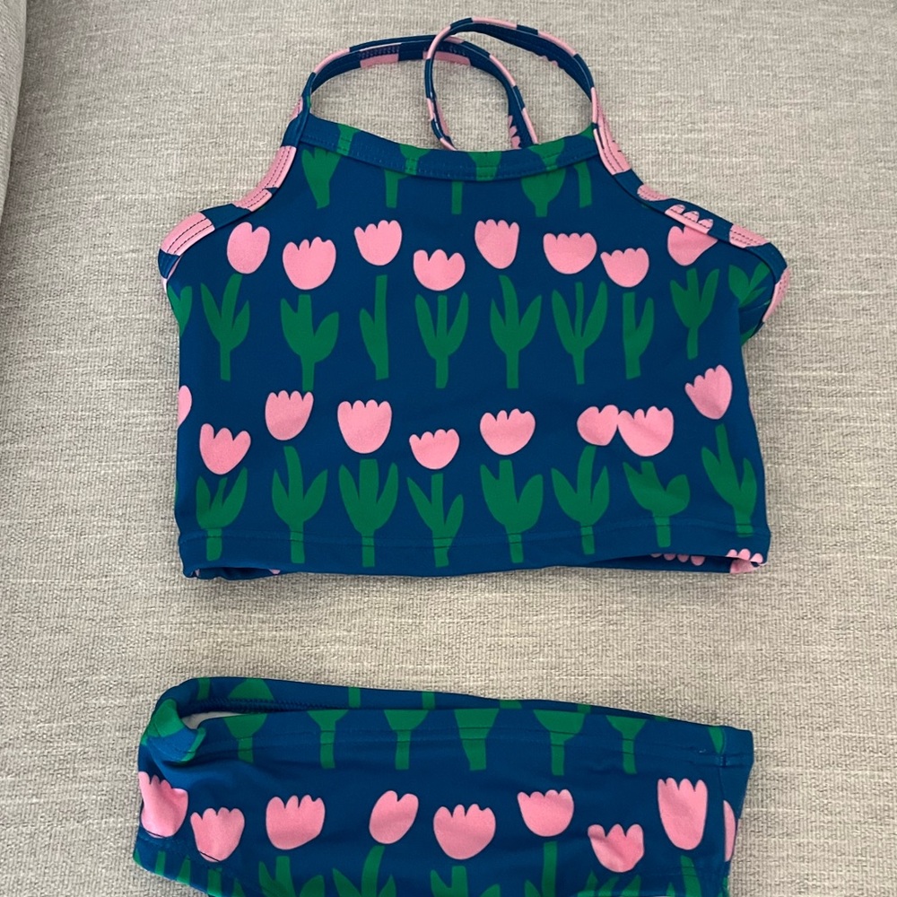 Bathing suit